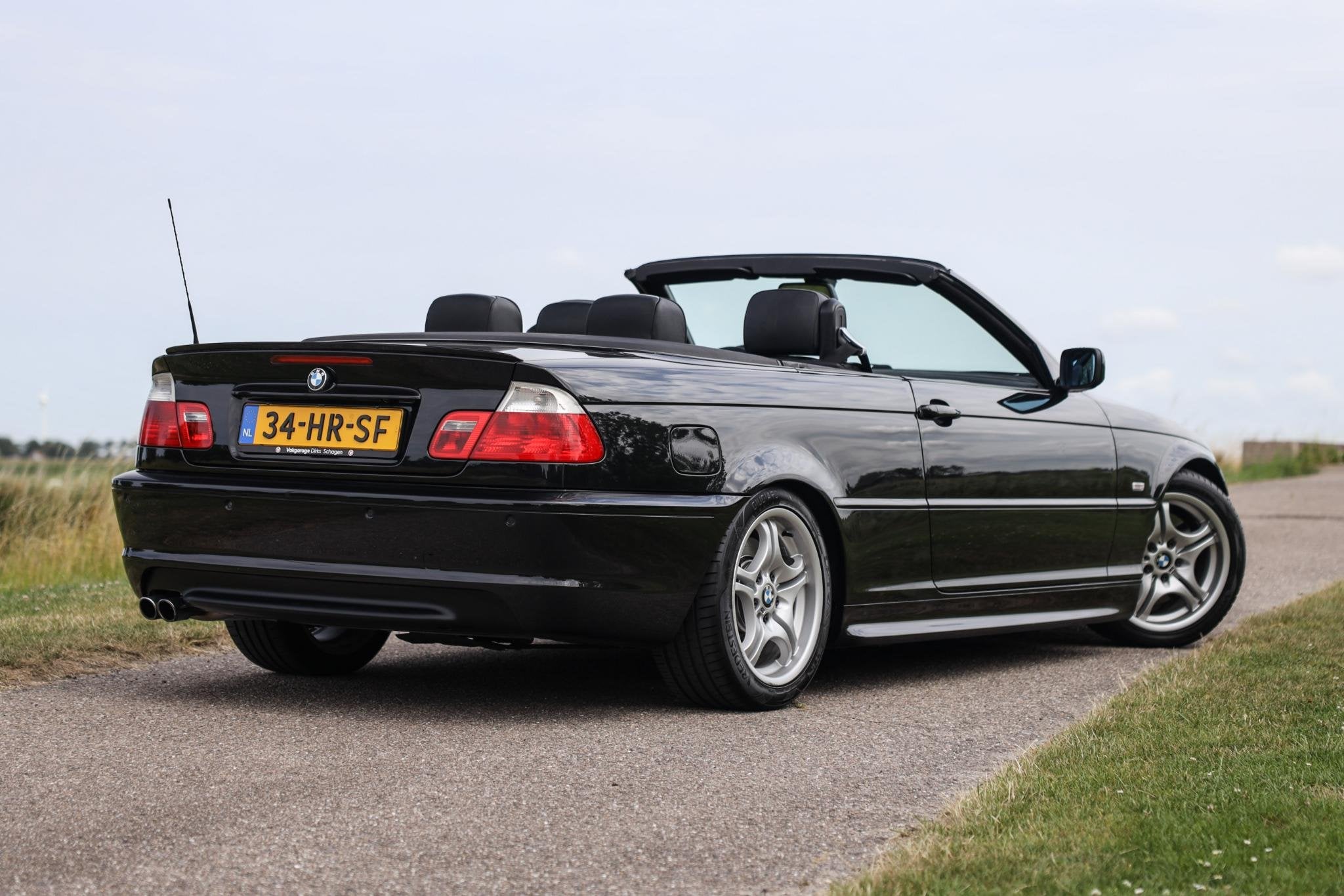 BMW 3-serie Cabrio 330Ci Executive M-Sport  Hardtop  S, Automaat, Gebruikt, Zwart, 1595 kg
