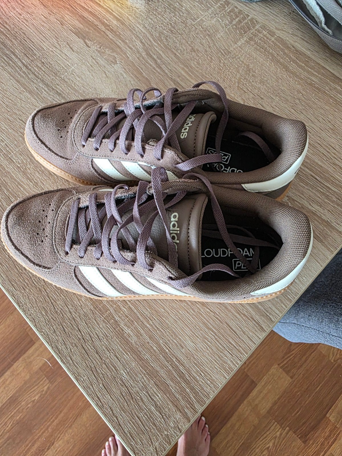 Zo goed als nieuwe Adidas sneakers maat 38 beige, Ophalen