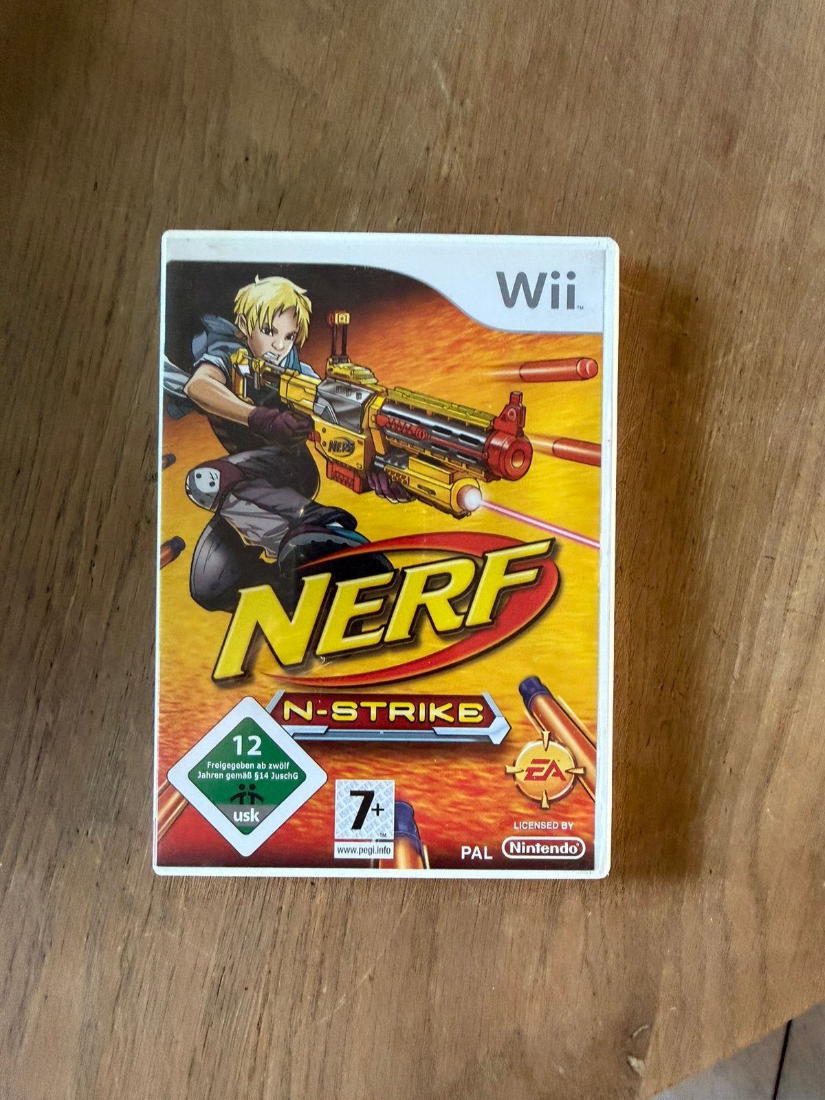 Nerf N-Strike Wii, 2 spelers, Ophalen of Verzenden, Zo goed als nieuw, Vanaf 3 jaar