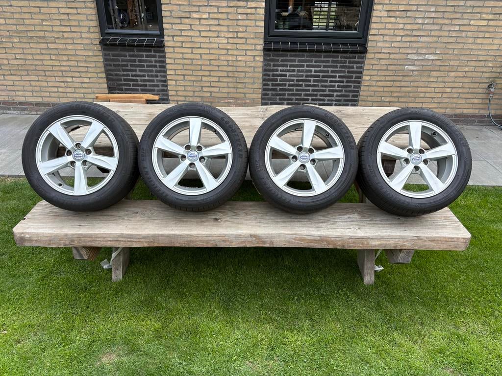 16” originele Volvo velgen 5x108 (banden versleten), Ophalen, Gebruikt, Velg(en), 16 inch