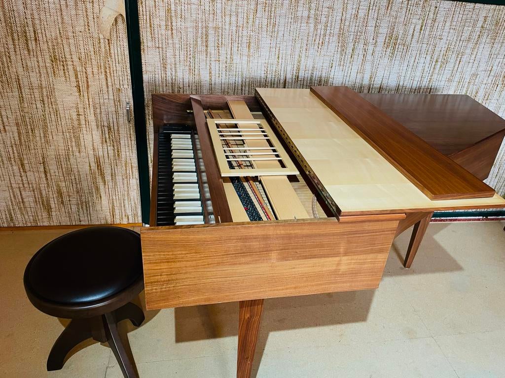 Wittmayer klavecimbel, Muziek en Instrumenten, Piano's, Ophalen, Gebruikt, Bruin, Overige typen