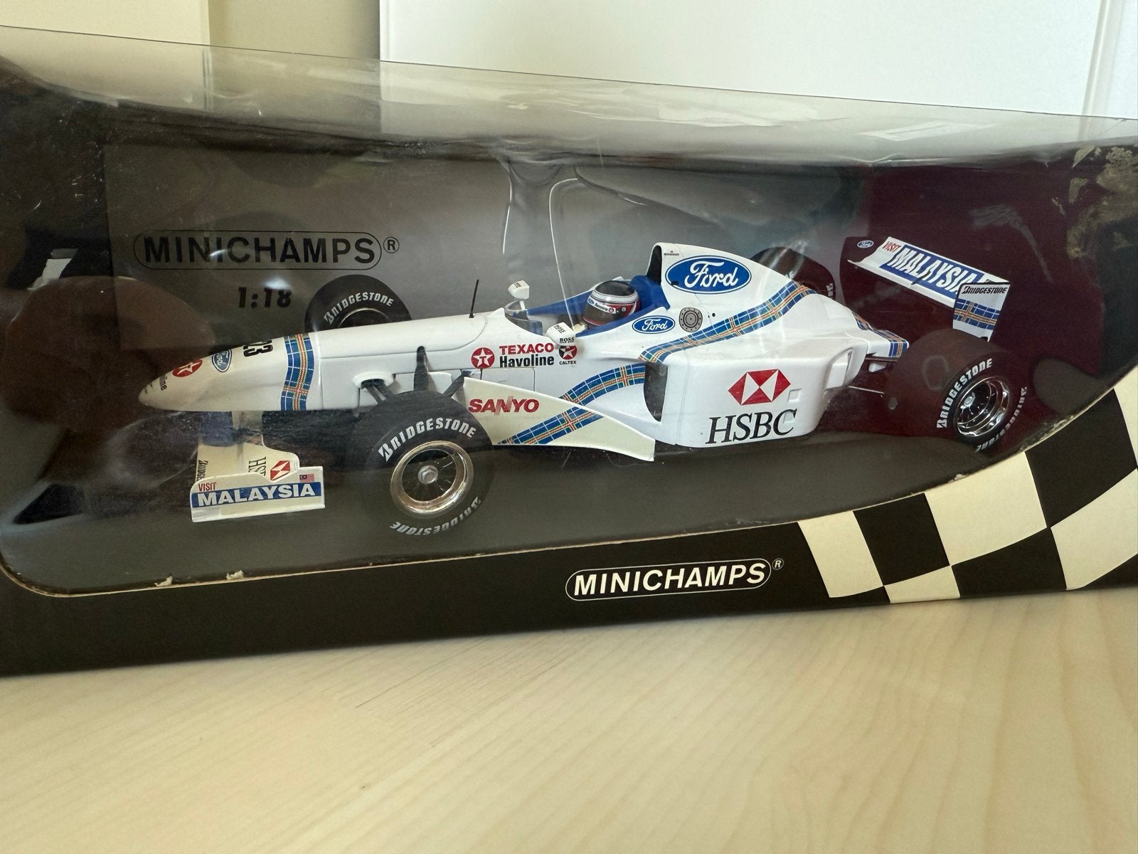 Minichamps Stewart Ford SF1 1:18 Jan Magnussen, Ophalen of Verzenden, Zo goed als nieuw, Auto, MiniChamps