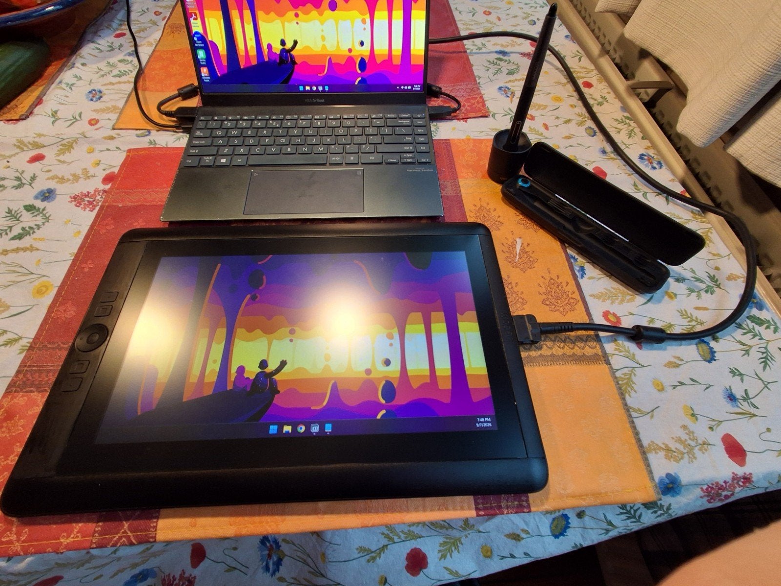 Wacom Cintiq 13 HD tekentablet met Pen, Computers en Software, Tekentablets, Ophalen of Verzenden, Zo goed als nieuw, Bedraad