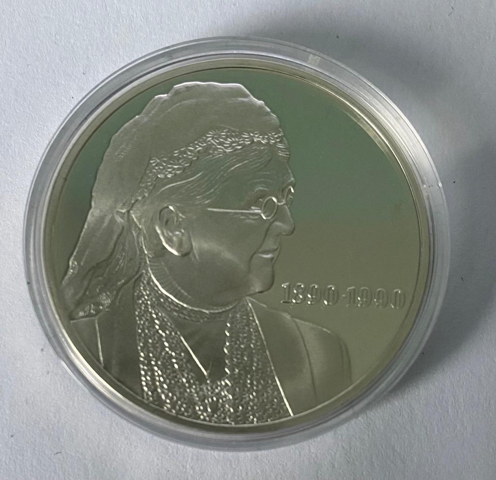 Nederland Koningin Emma Penning 1990 nieuw in opv, Ophalen of Verzenden, Zilver, Nederland
