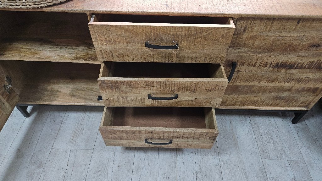 Nieuw dressoir te koop, Huis en Inrichting, Ophalen, 150 tot 200 cm, Nieuw, Info@overwijkdecoratie.nl