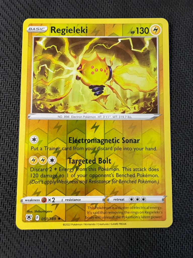 Regieleki 051/189 Rare Reverse Holo Astral Radiance, Ophalen of Verzenden, Zo goed als nieuw