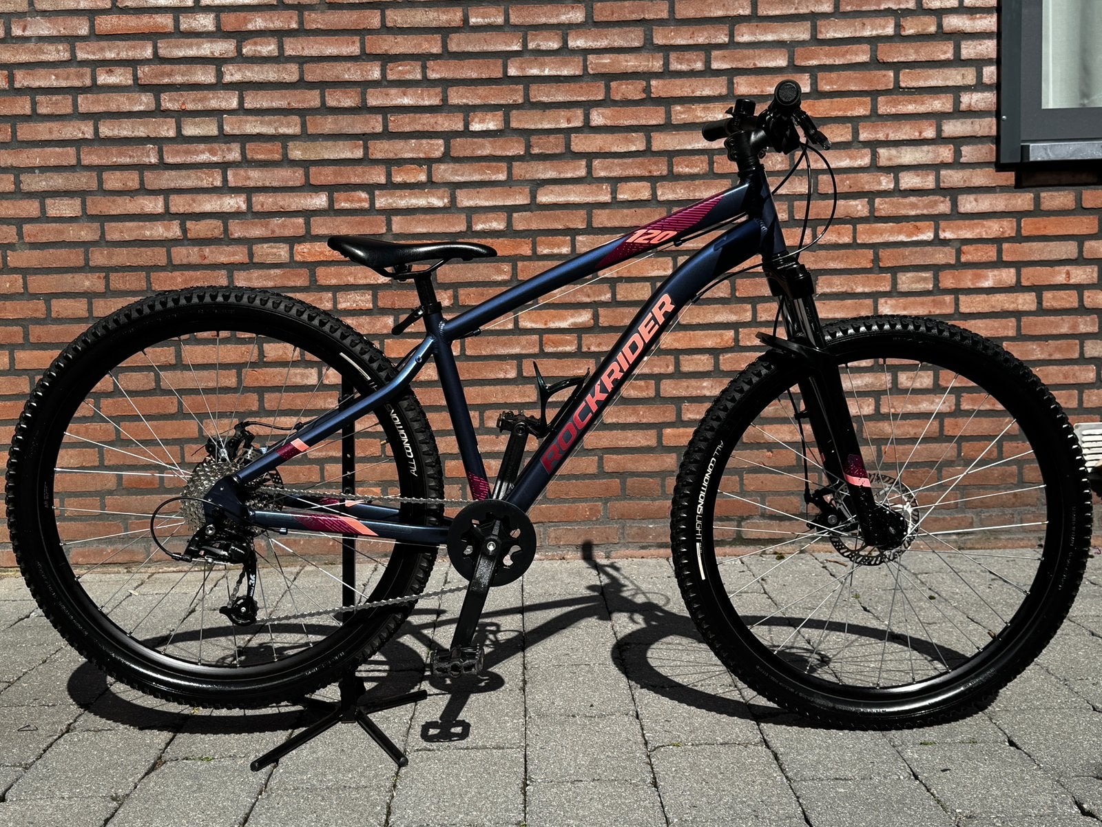 Prachtige Rockrider ST 120 27,5 inch 1x9V size:M(1.62-1.74), Fietsen en Brommers, Fietsen | Jongens, Ophalen, Zo goed als nieuw