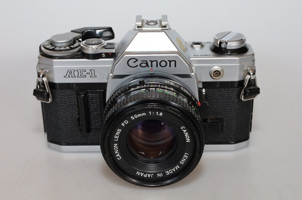 Canon AE-1 izgst + service + nieuwe seals: werkt 100%, Ophalen of Verzenden, Refurbished, Spiegelreflex, Canon