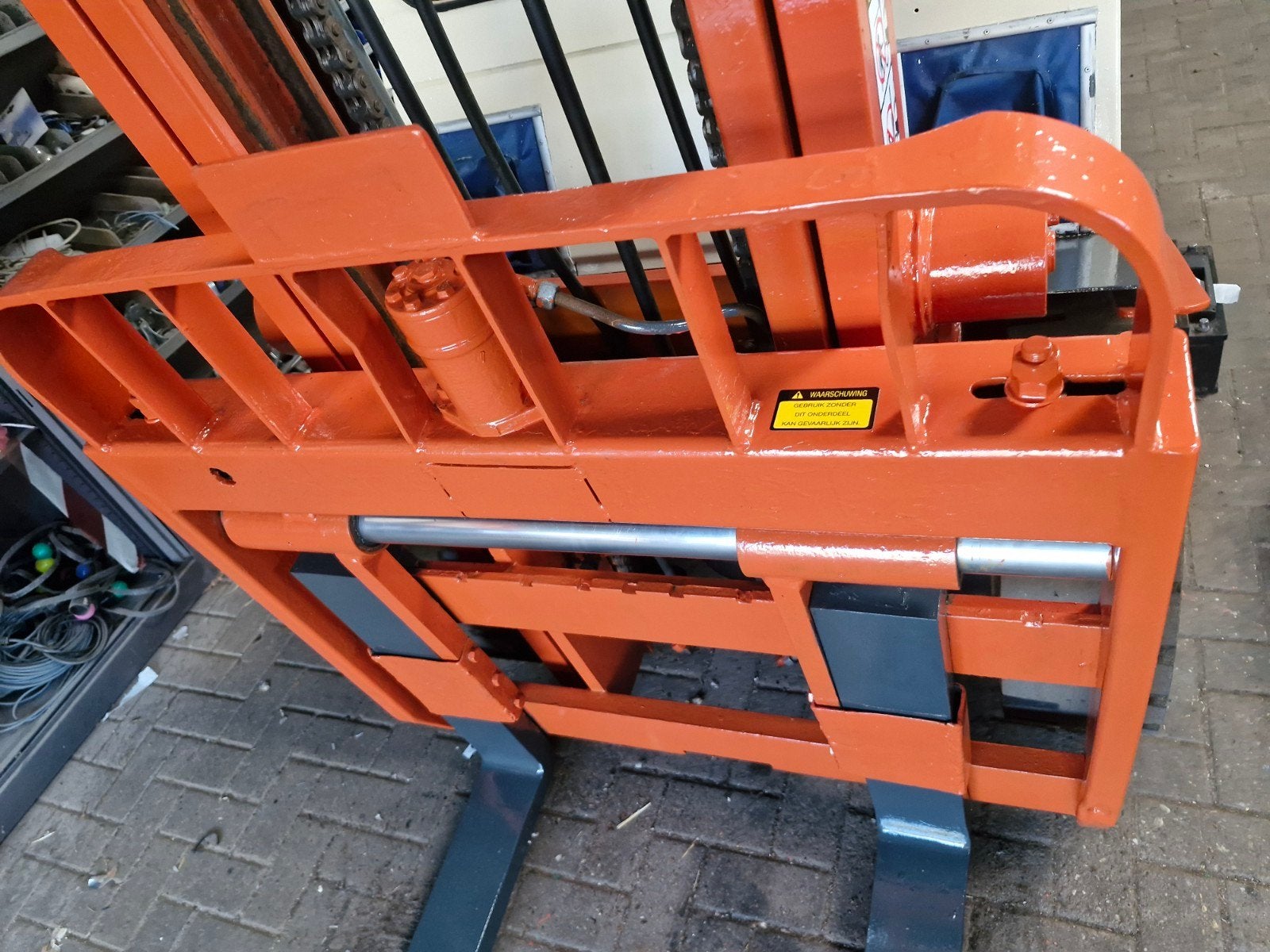 Foto 15 van Heftruck Nissan vorkheftruck 3000kg gas RGH 02A - 30U duplo