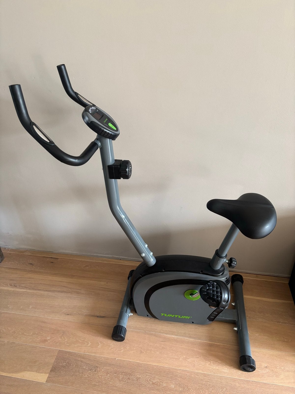 Hometrainer - Tunturi Cardio Fit B15, Sport en Fitness, Fitnessmaterialen, Ophalen, Zo goed als nieuw, Overige typen