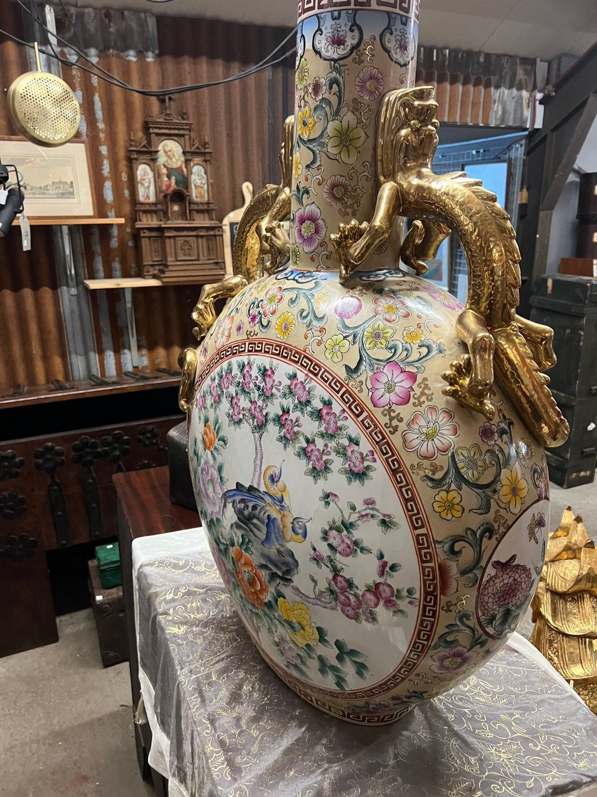 Chinese Familie Rose Maanfles, Ophalen