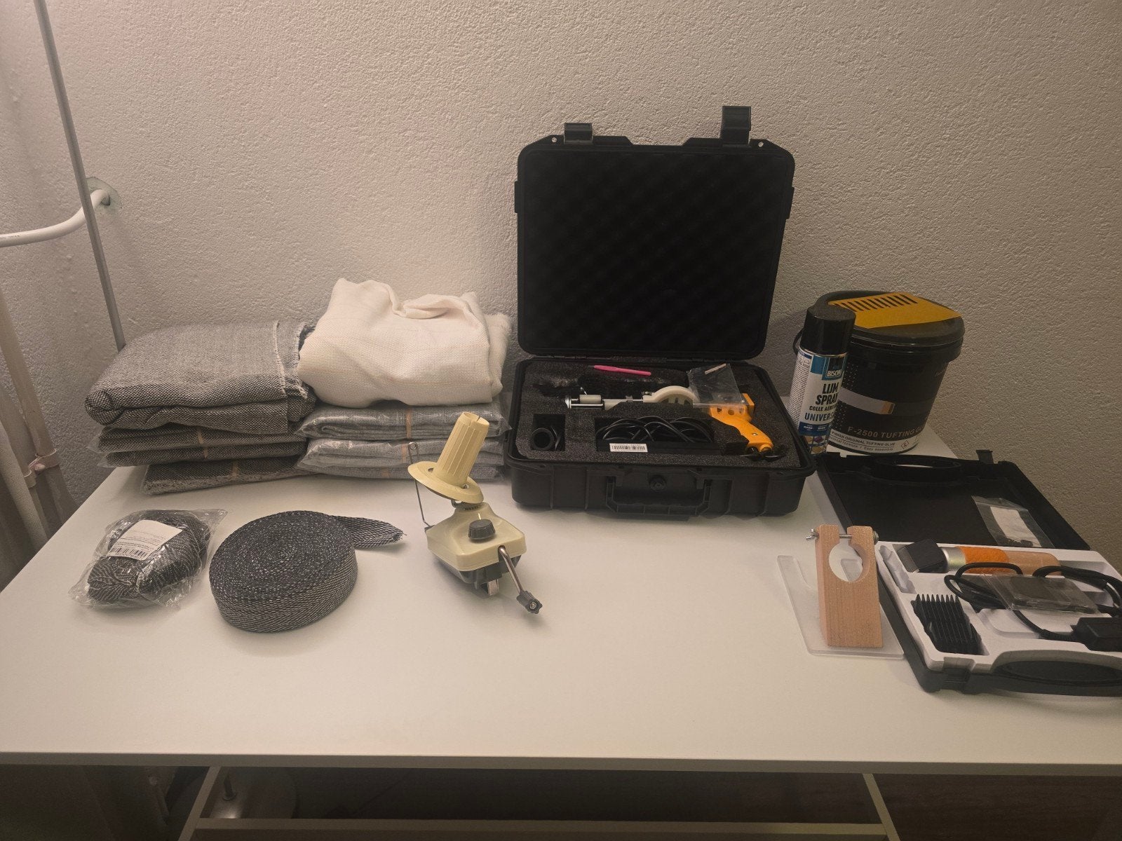 Starterset tufting, Ophalen, Overige thema's, Overige typen, Meerkleurig