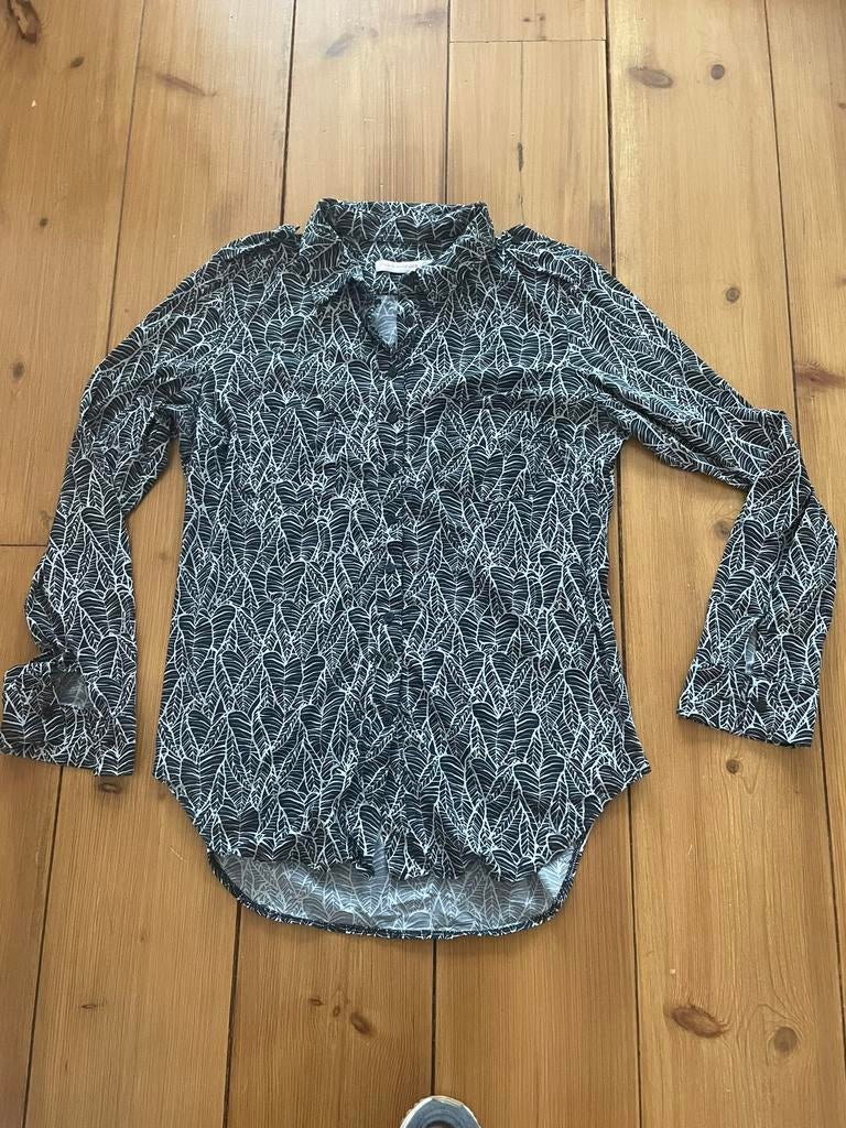 Leuke zwartgrijze travelstof blouse Studio Anneloes, L, Kleding | Dames, Ophalen of Verzenden, Maat 42/44 (L), Overige kleuren