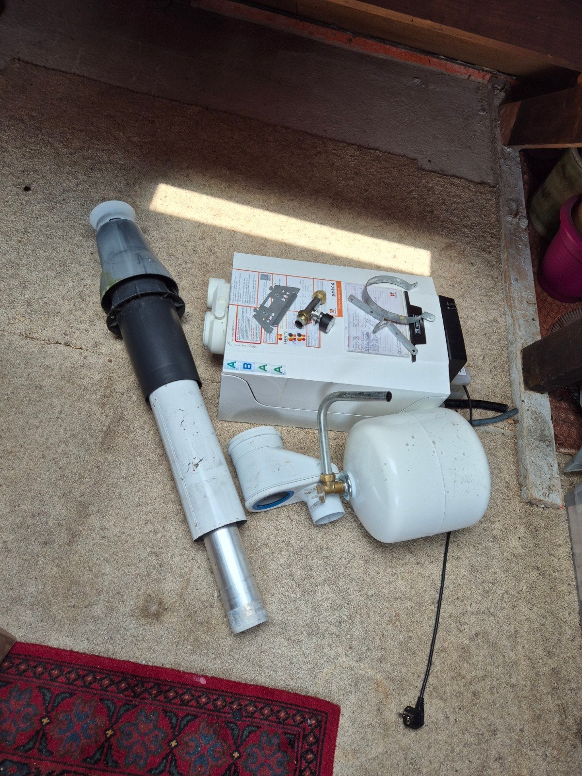Remeha Tzerra M 28c CV-ketel uit 2013 met thermostaat, Ophalen