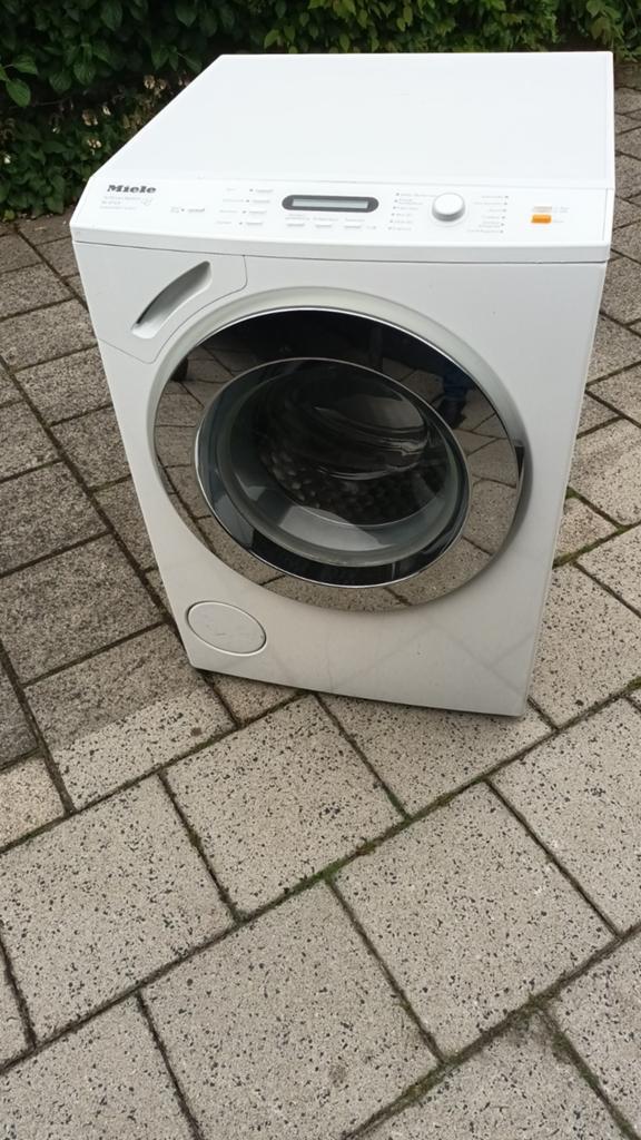 Miele wasmachine, 6 tot 8 kg, Ophalen, 1200 tot 1600 toeren, 85 tot 90 cm