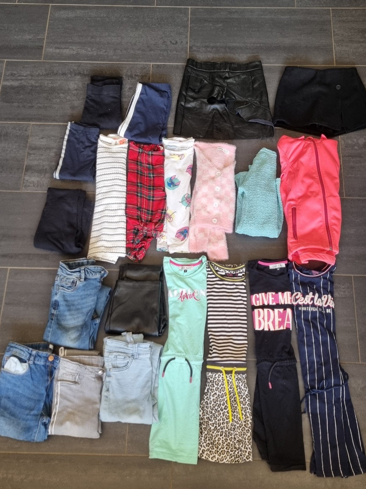 21 st. meisjeskleding: Cars, Persival, broeken, jurken, vest, Broek, Cars, Persival, Meisje, Ophalen of Verzenden