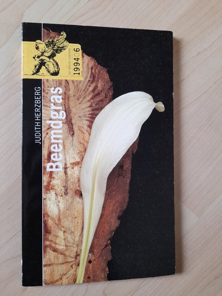 BEEMDGRAS Judith Herzberg gedichten, Boeken, Ophalen of Verzenden, Gelezen