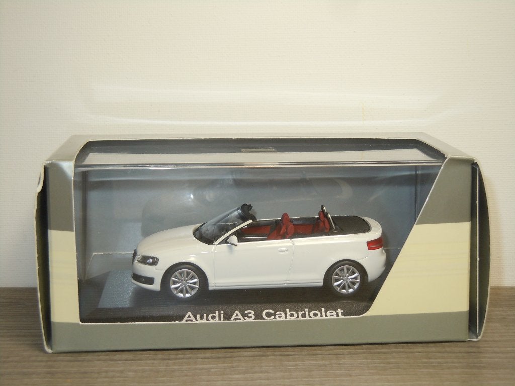 Audi A3 Cabriolet - Minichamps 1:43 - in Box, Minichamps, Duitsland, Auto, Verzenden