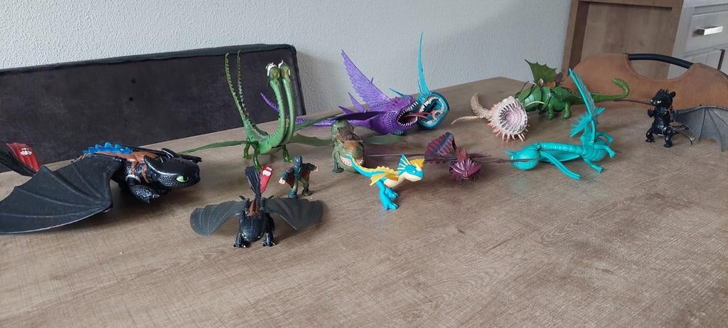 Grote collectie Draken speelgoed - Hoe Tem Je Een Draak, Kinderen en Baby's, Speelgoed | Actiefiguren, Ophalen of Verzenden, Gebruikt