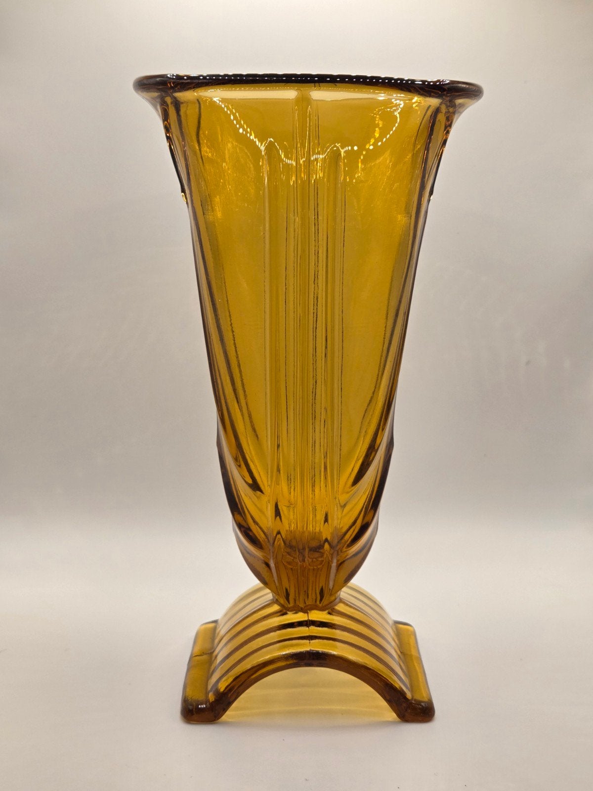 Art Deco Vaas, Stölzle Heřmanova Huť, Amber Persglas, Ophalen of Verzenden