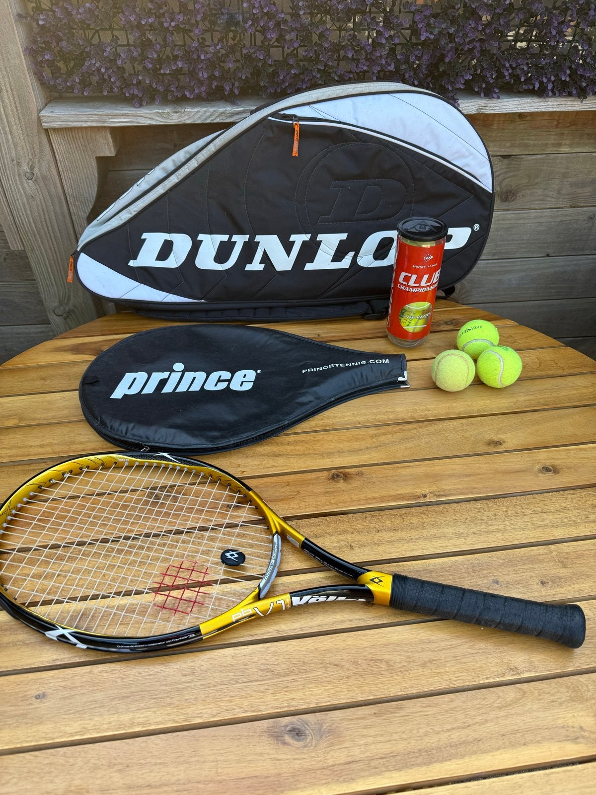 Tennisracket met tas en ballen - Dunlop & Prince, Sport en Fitness, Tennis, Gebruikt, Racket, Prince, L2, Ophalen