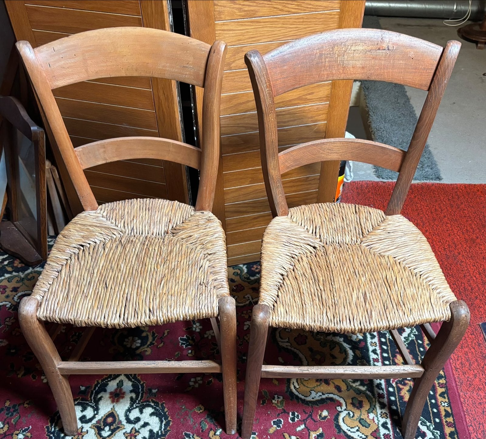 2 Antieke Houten Stoelen met Rieten Zitting, Antiek en Kunst, Ophalen
