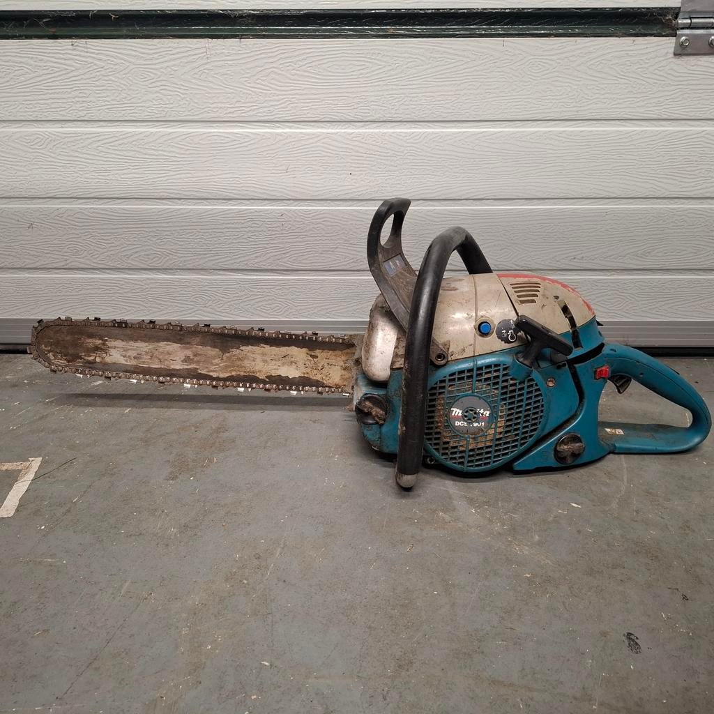 Makita DCS 6401 Kettingzaag, Tuin en Terras, Hand-tuingereedschap, Ophalen of Verzenden, Gebruikt, Makita