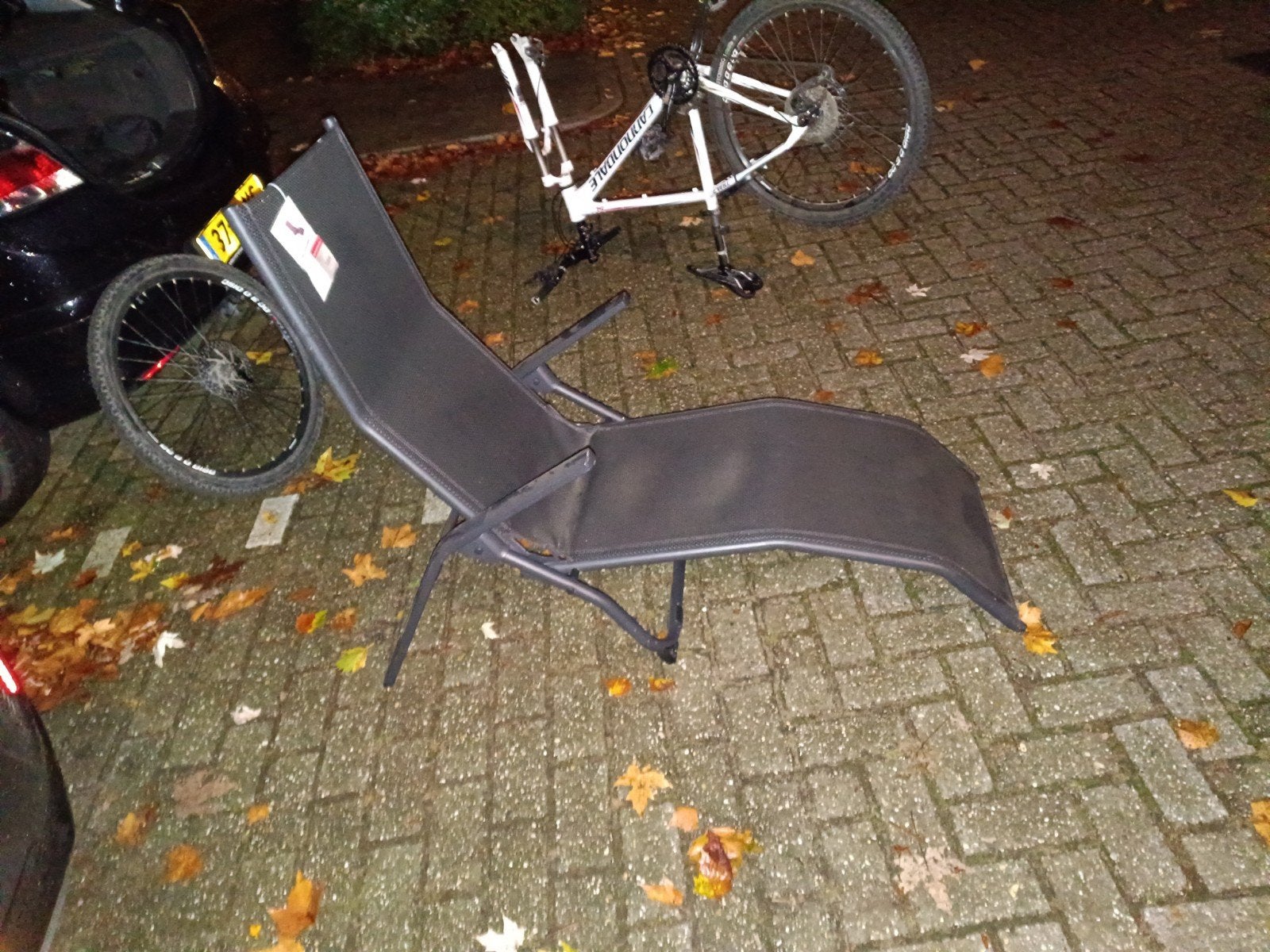 LOMMA Ligstoel - Zwart, Inklapbaar en Verstelbaar, Tuin en Terras, Ophalen of Verzenden, Zo goed als nieuw, Textileen, Inklapbaar