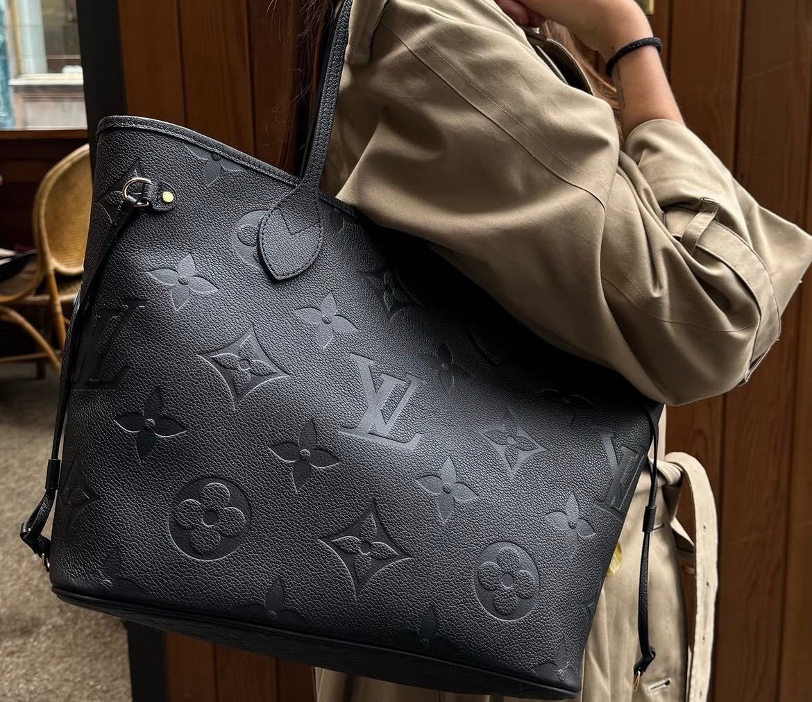 Zwarte grote LV logo tas, Verzenden, Zo goed als nieuw, Zwart