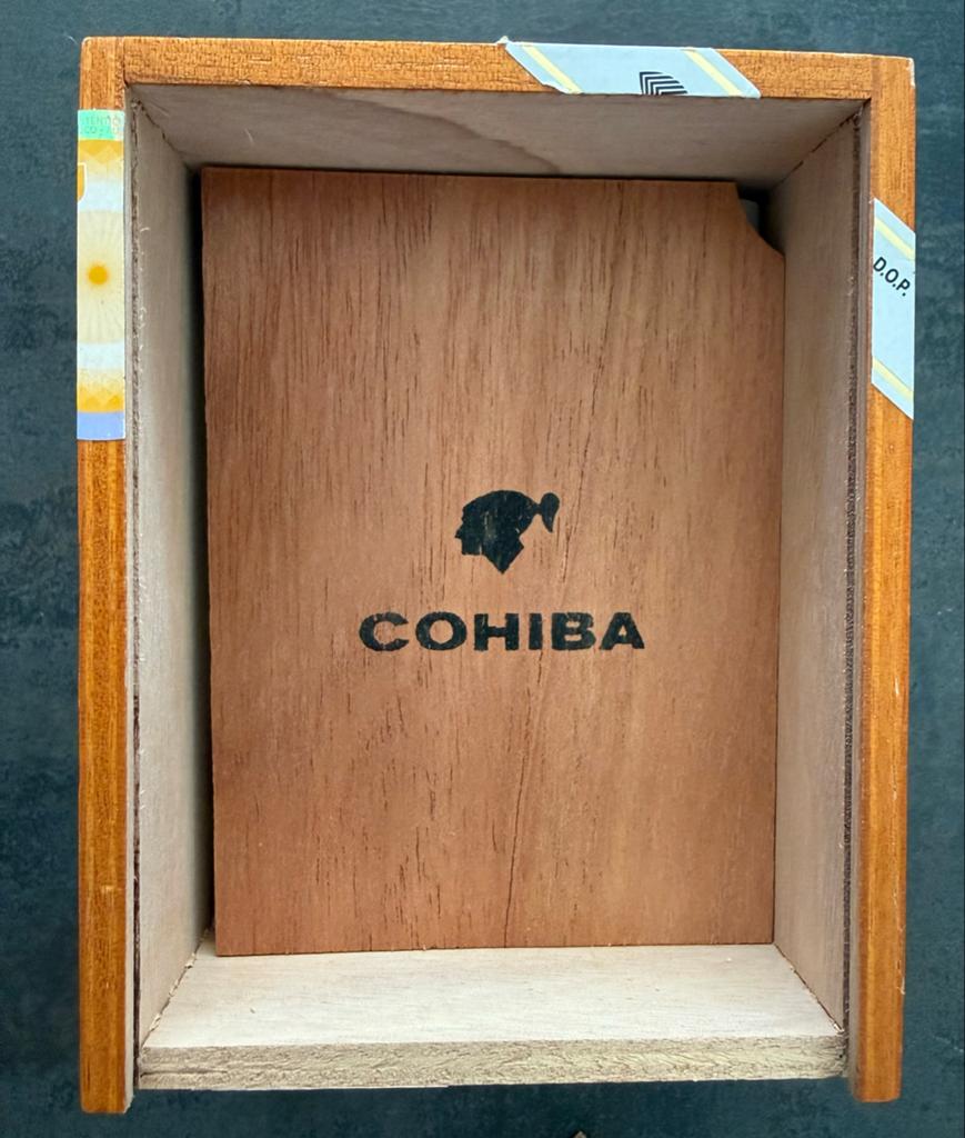 Cohiba Siglo IV (LEEG) 25-stuks sigarenkistje, Verzamelen, Rookartikelen, Aanstekers en Luciferdoosjes, Zo goed als nieuw, Tabaksdoos of Verpakking