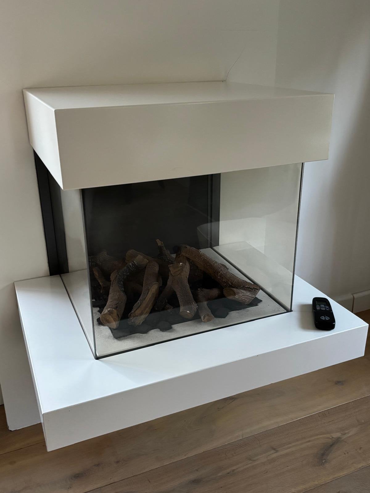 Witte hangende gaskachel, Dru Milo, Huis en Inrichting, Haarden, Ophalen, Gebruikt, Hangende haard, Gashaard