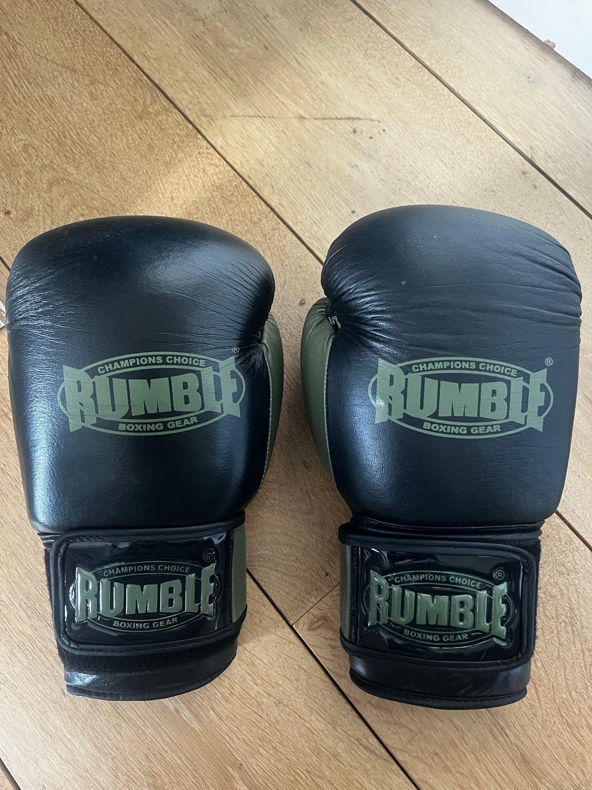 Rumble boks handschoenen, Ophalen of Verzenden, Nieuw, Overige, Vechtsportbescherming