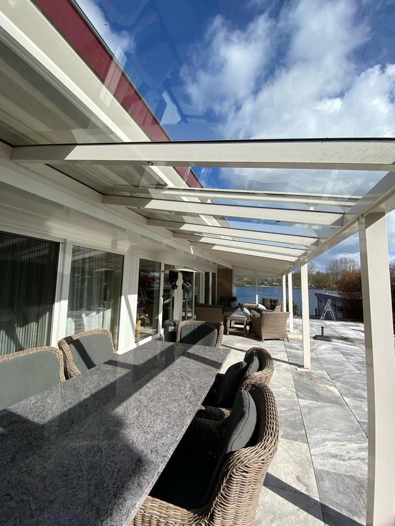 Veranda 13 m 2x 6.50m met pergola zonnescherm geplaatst bij, Ophalen of Verzenden, Zo goed als nieuw, Veranda