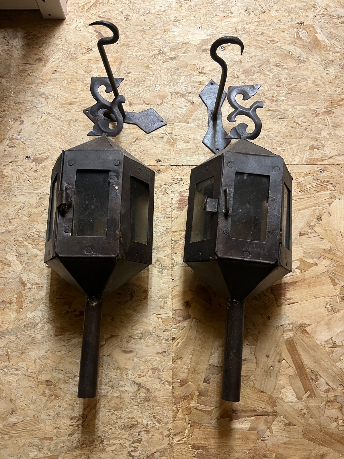 Set van 2 Antieke Smeedijzeren koets Lantaarns, Antiek en Kunst, Ophalen of Verzenden