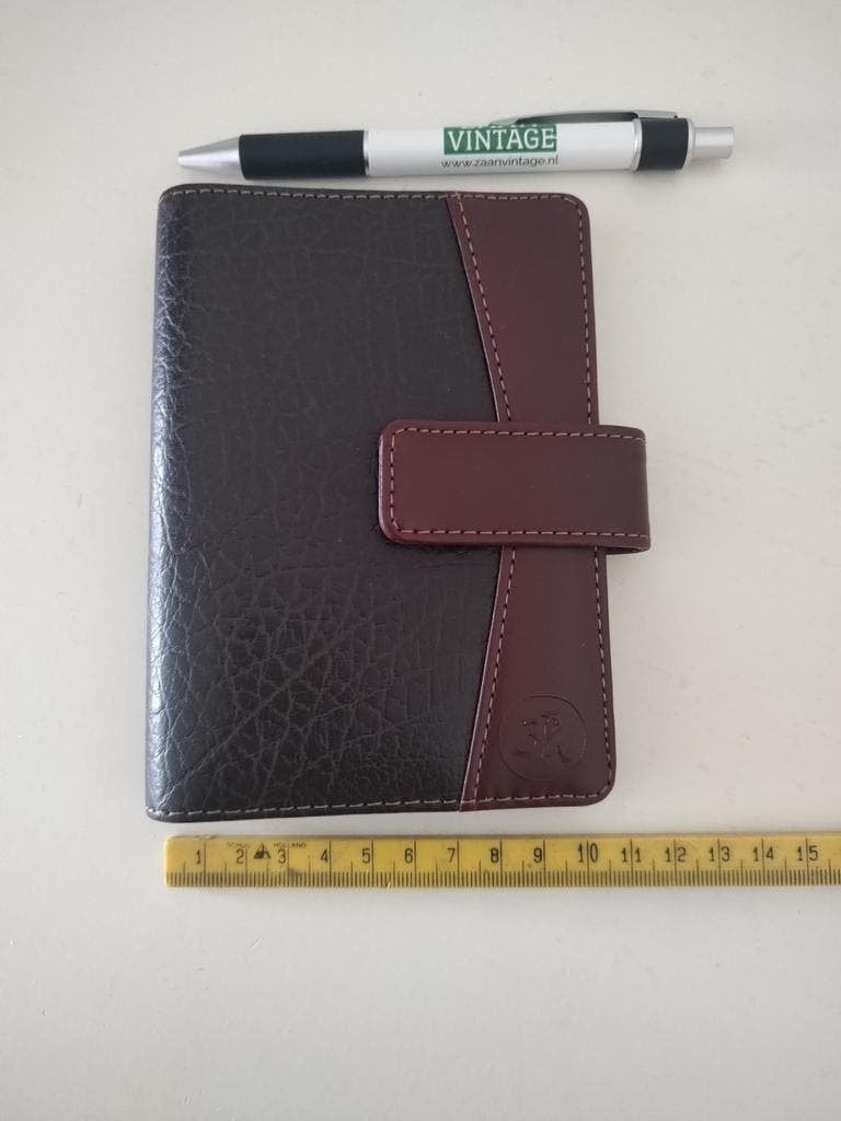 K672 AGENDA organizer model junior 80 x 125 mm kunstleder, Diversen, Agenda's, Onbekend, Ophalen of Verzenden, Zo goed als nieuw