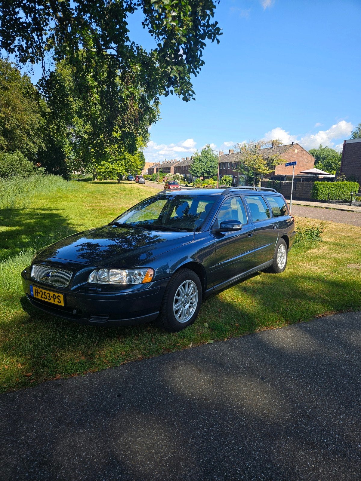 Volvo V70 2.4 170PK 2006 Blauw, Auto's, Voorwielaandrijving, 1800 kg, Zwart, Blauw