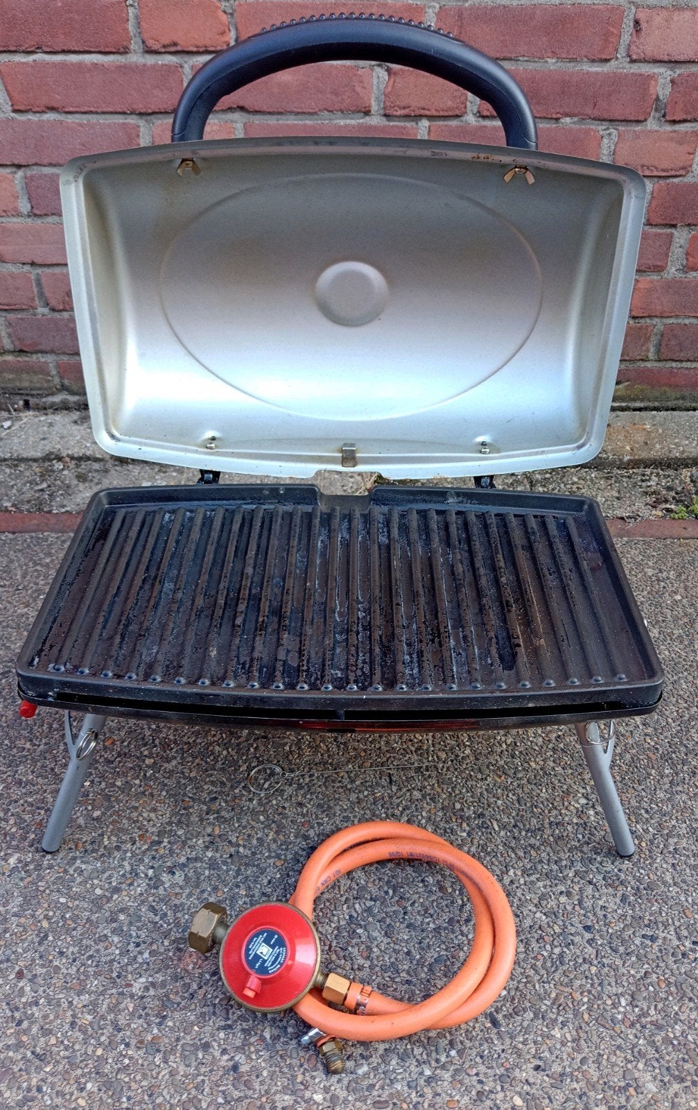 handige, gebruikte portabe grill, Ophalen of Verzenden, Gebruikt