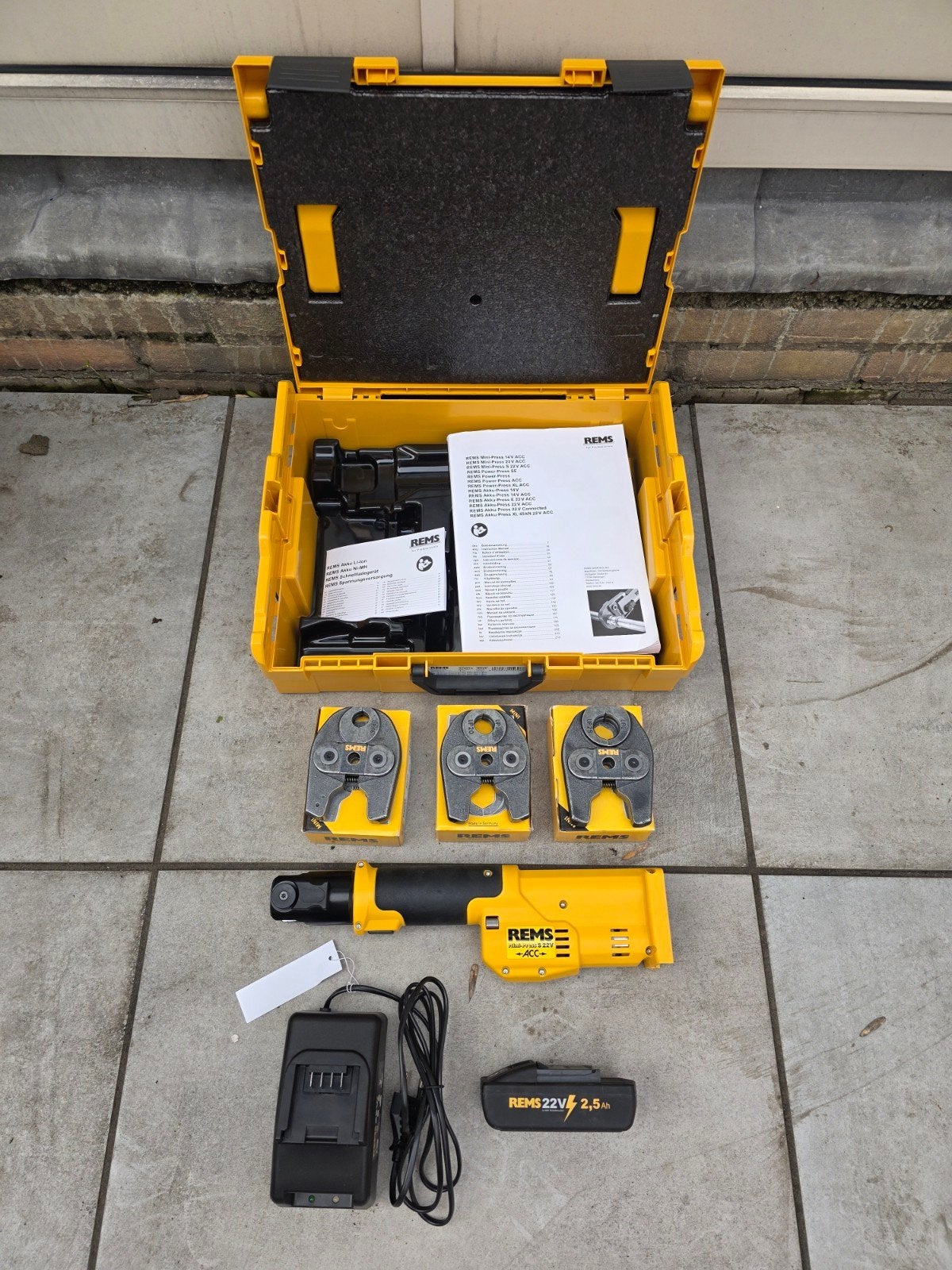 Splinternieuw REMS mini perstang 22V - Uponor Wavin persbek, Ophalen, Nieuw