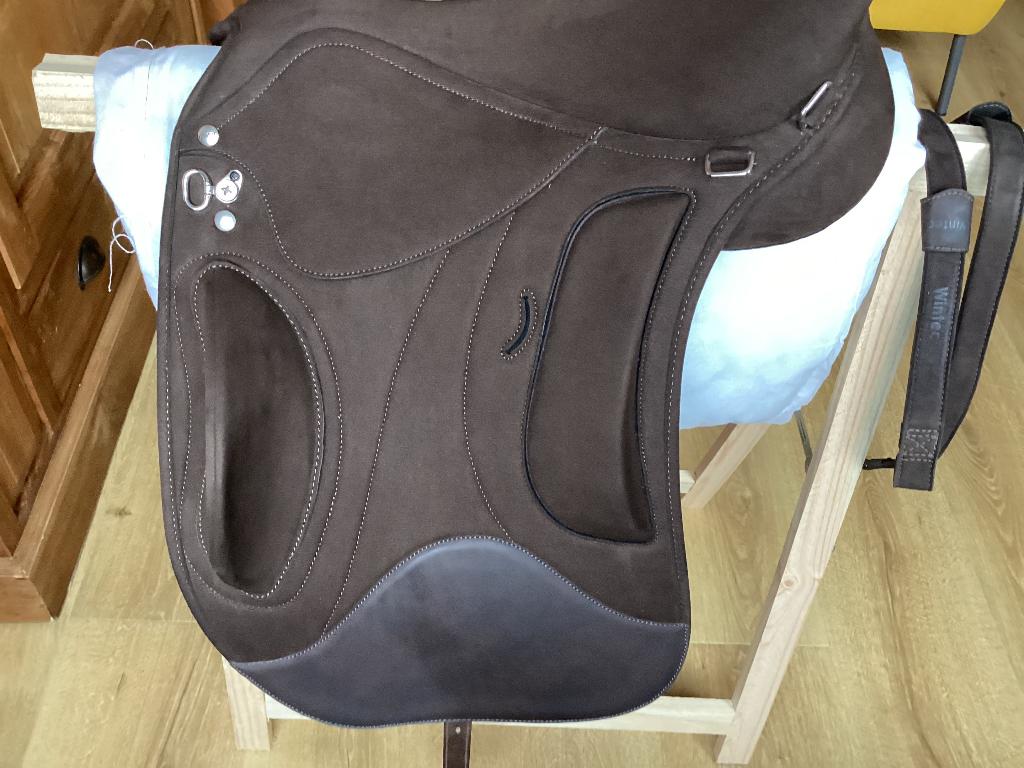 NIEUW Wintec Pro Endurance WIDE HART 17 inch BRUIN, Ophalen of Verzenden, Nieuw, Overige soorten