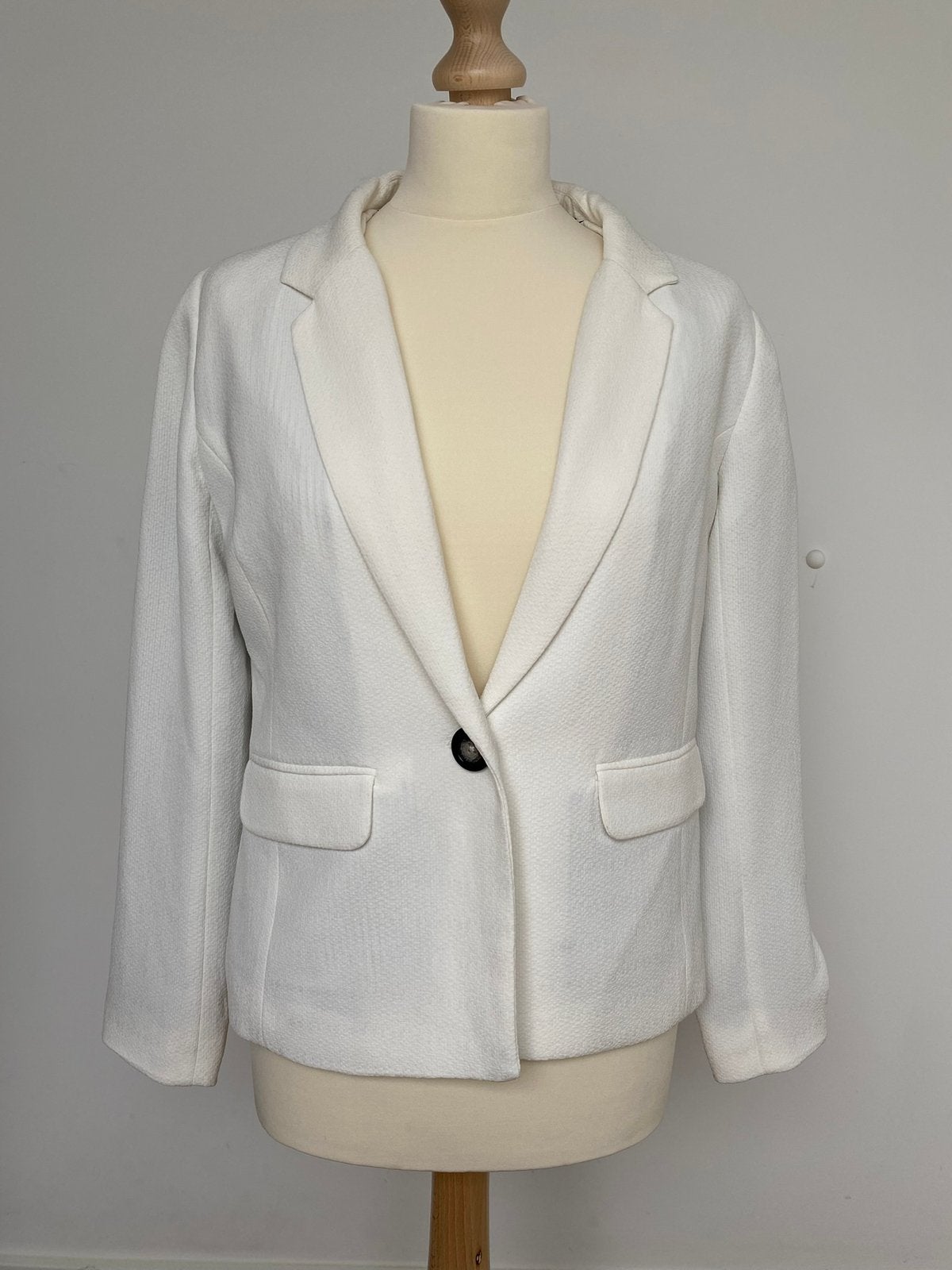 Essentiel Antwerp blazer maat 38, Ophalen of Verzenden, Zo goed als nieuw, Maat 38/40 (M), Wit