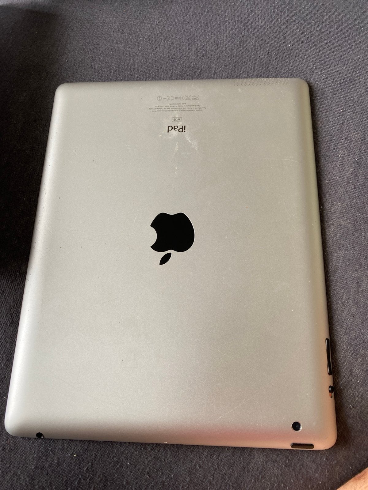 Apple iPad (3e generatie) 16GB Wi-Fi Zilver, Computers en Software, Apple iPads, Gebruikt, Apple iPad, 16 GB, Wi-Fi