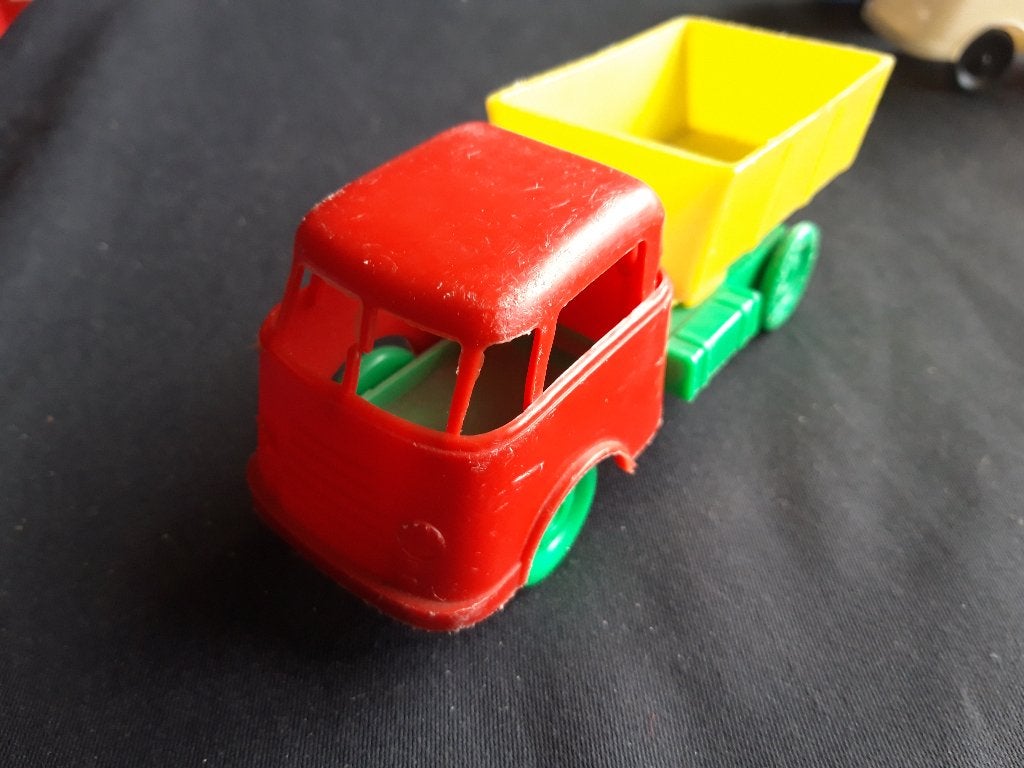 Vintage DAF 6-streper zij-kipper rood-geel - jaren 50 / 60, Ophalen of Verzenden, Zo goed als nieuw, Bus of Vrachtwagen