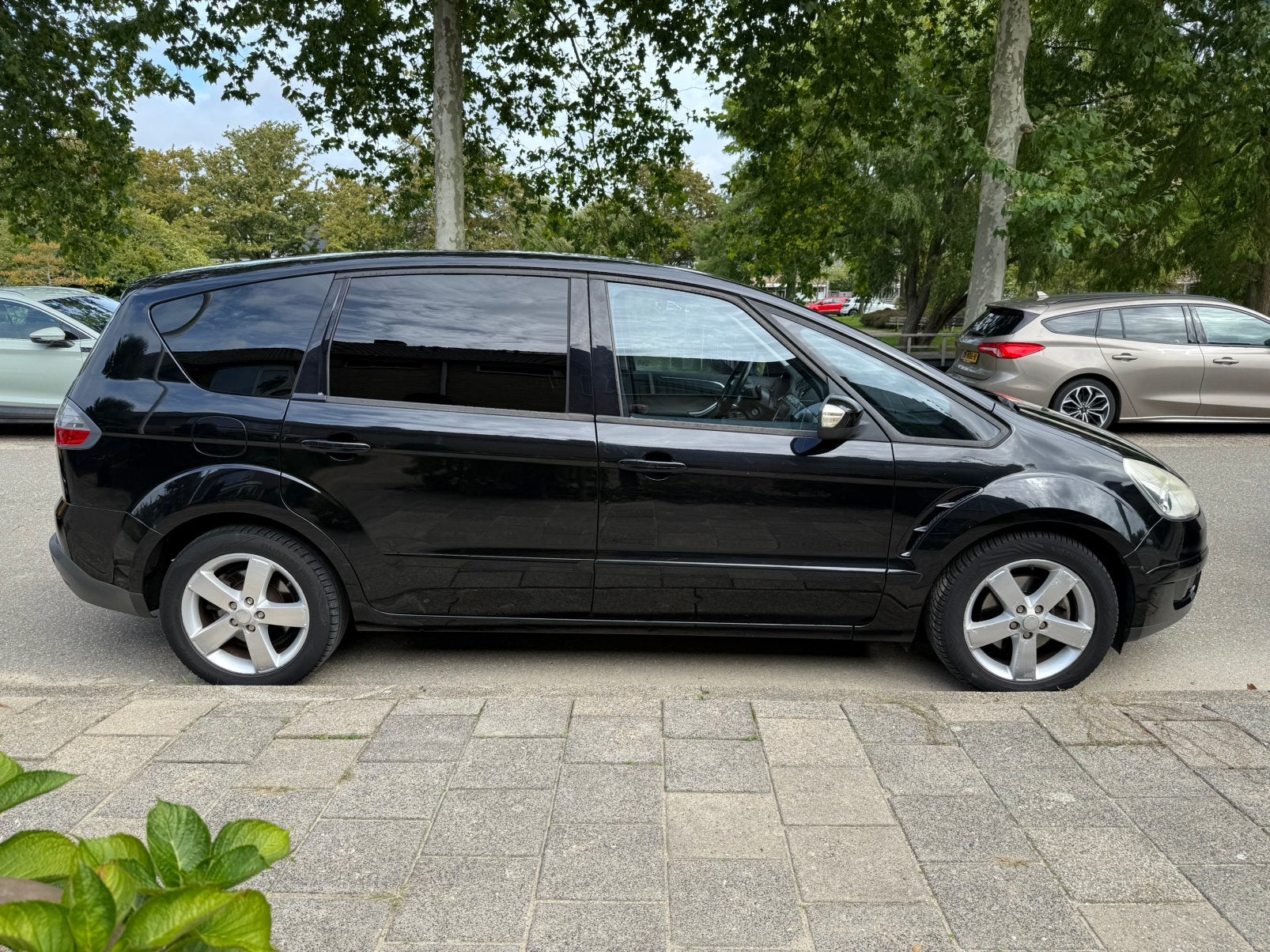 Ford S-Max 2.3 16V AUT 2007 Zwart, Auto's, 1250 kg, 4 cilinders, 160 pk, 7 stoelen