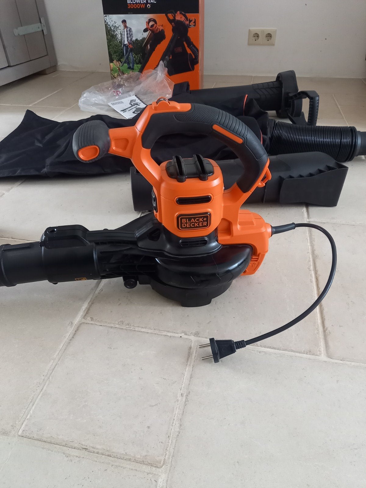 bladblazer black en decker nieuw bladzuiger versnipperaar, Ophalen, Nieuw, Elektrisch, Met opvangzak
