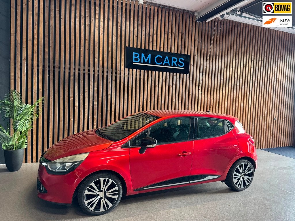 Renault Clio 0.9 TCe Dynamique Pdc,Navigatie, Led, Voorwielaandrijving, 540 kg, Handgeschakeld, Geïmporteerd
