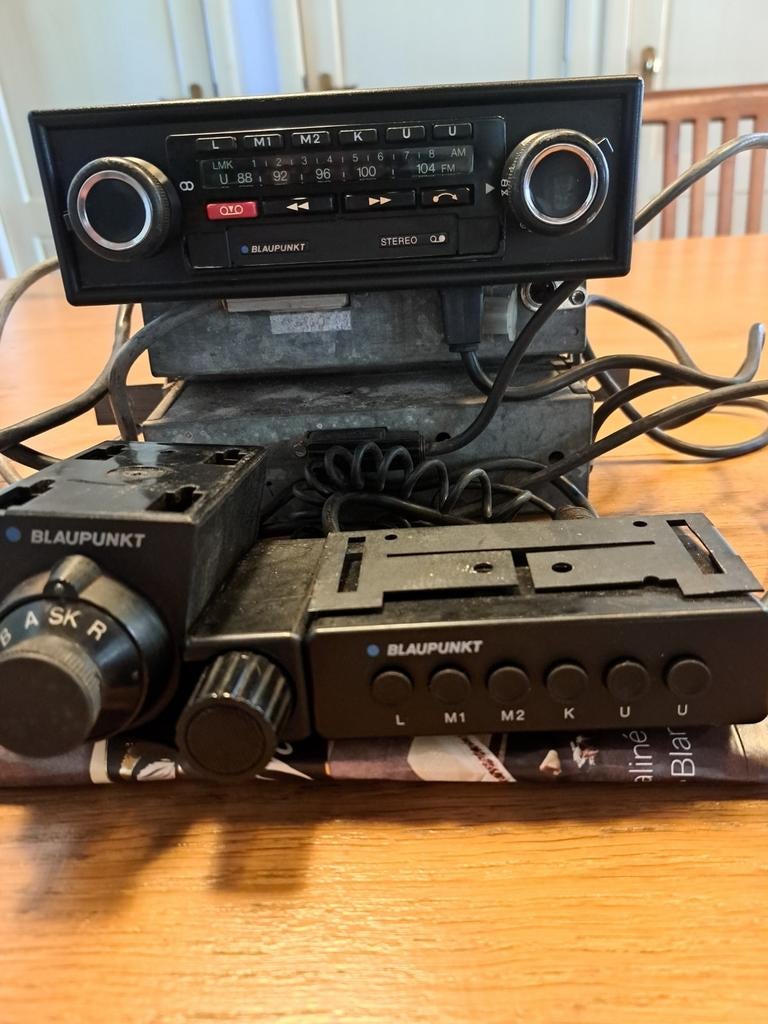 Autoradio/cassette Blaupunkt, Ophalen