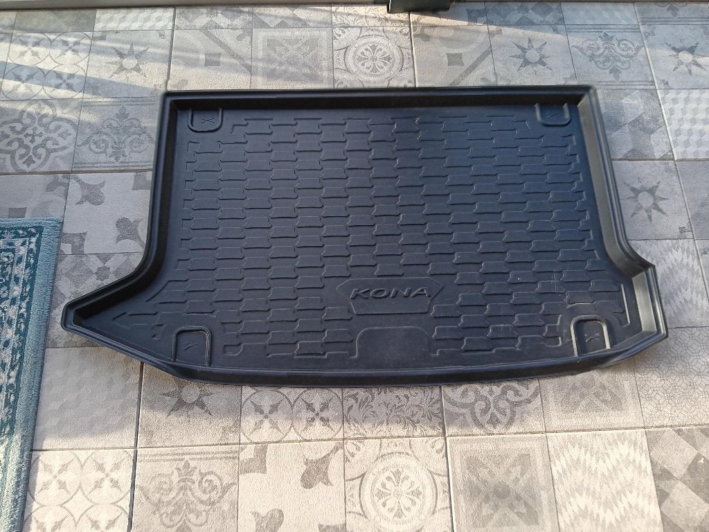 Te koop aangeboden Kofferbakmat Hyundai Kona, Auto diversen, Ophalen, Zo goed als nieuw