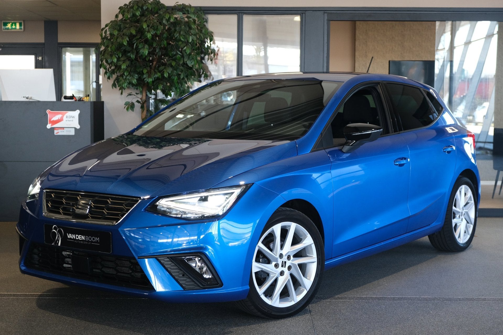 Seat Ibiza 1.0 EcoTSI FR 95PK Facelift Led Navi Cruise PDC D, Auto's, Seat, Voorwielaandrijving, Gebruikt, Zwart, Blauw