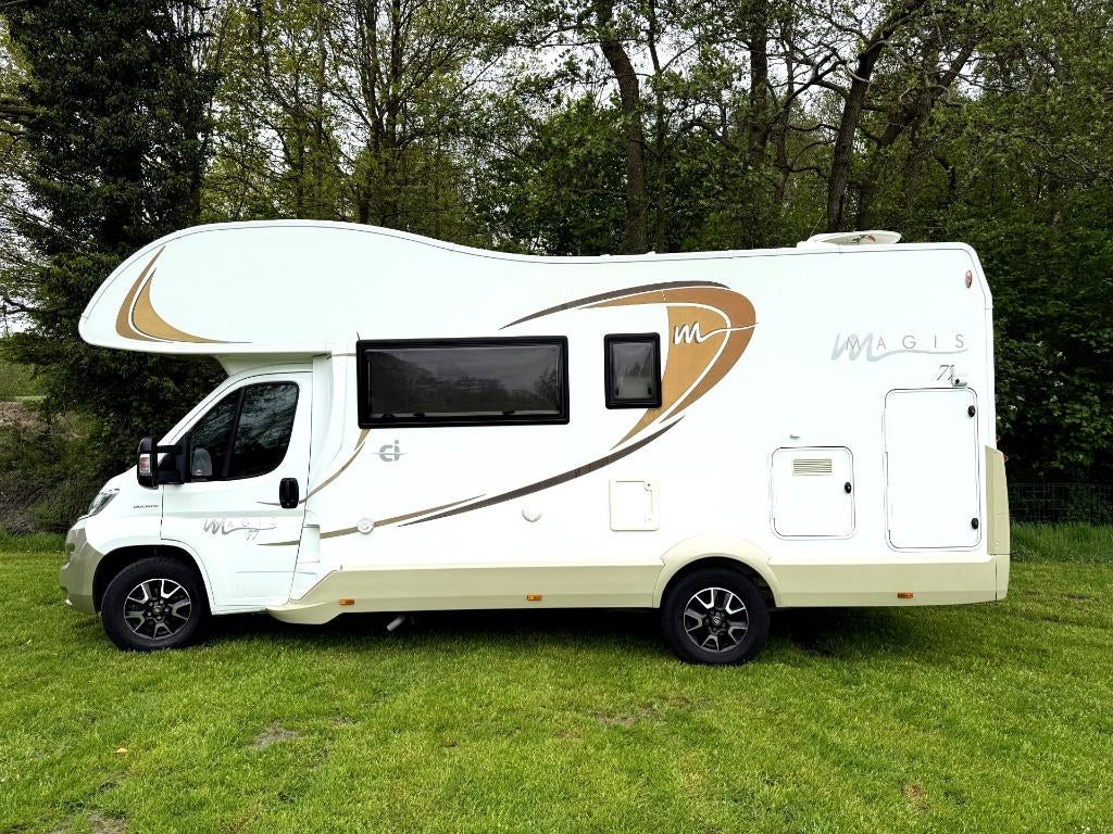 CI Magis 77 Alkoof 2017 | 6 pers | Euro 6 | 59.820 km, Caravans en Kamperen, Campers, Overige merken, Alkoof, Ringverwarming, Particulier