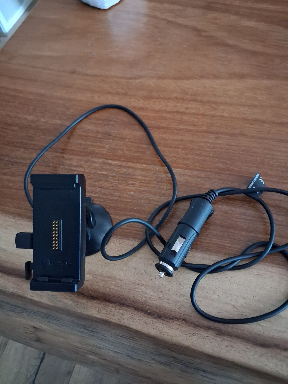 Garmin navigatiehouder met oplader, Ophalen of Verzenden, Gebruikt